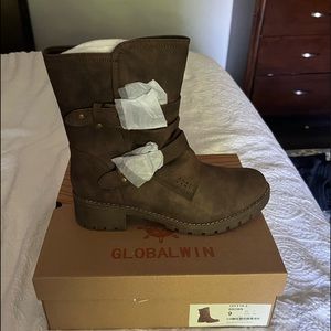 Women ankle boots